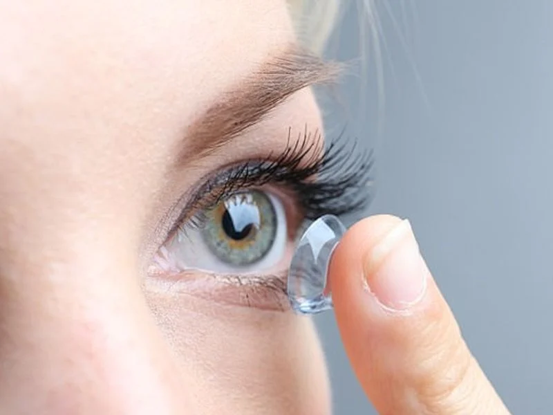 Cách Lấy Lens Mắt Ra